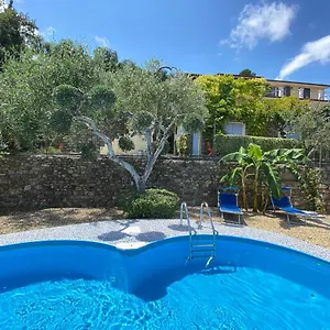https://residenza-costarossa.hotelitalianriviera.com
