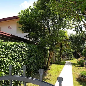 villa-angela-bibione.hotelinveneto.com/