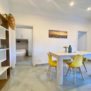 Alla Casa Rosa, Peaceful Apartment Surrounded By Greenery With Free Parking, Wifi & Air Conditioning Rapallo